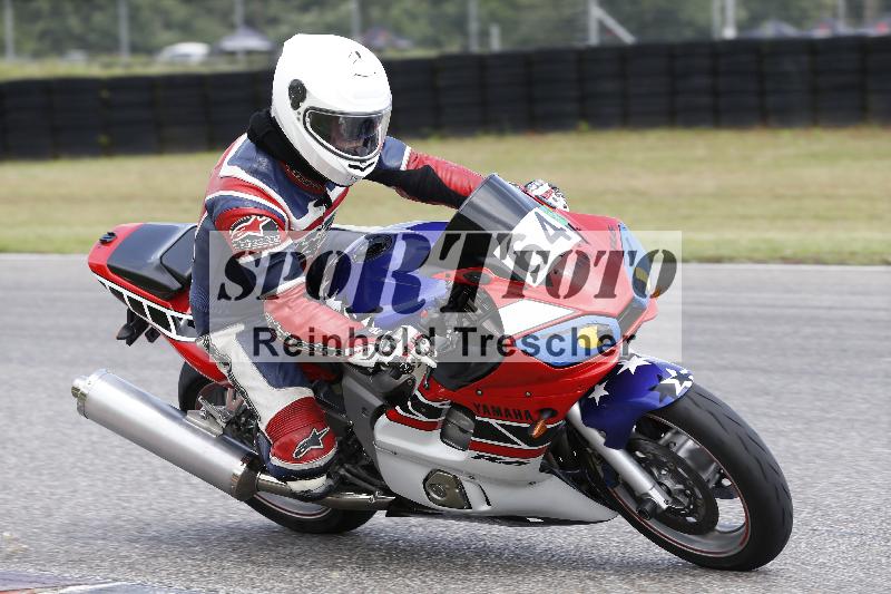 /24 08.06.2025 TZ Motorsport ADR/Gruppe gruen/64-1
